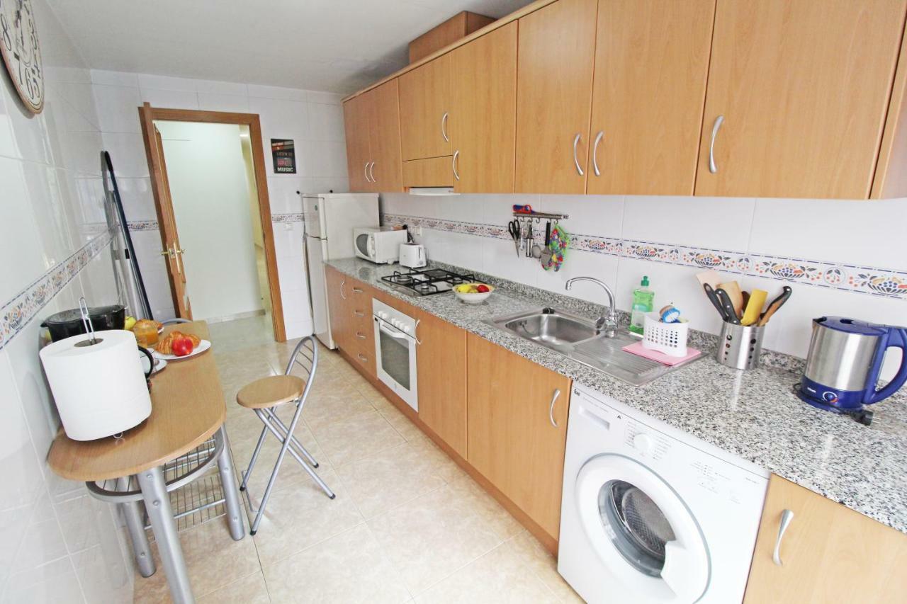 Apartamento Súper Céntrico, Luminoso, Amplio, Terrazas Y Patio *